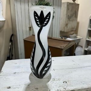 1980’s Kosta Boda Vase from the Tulipa Collection by Ulrica Hydman-Vallien